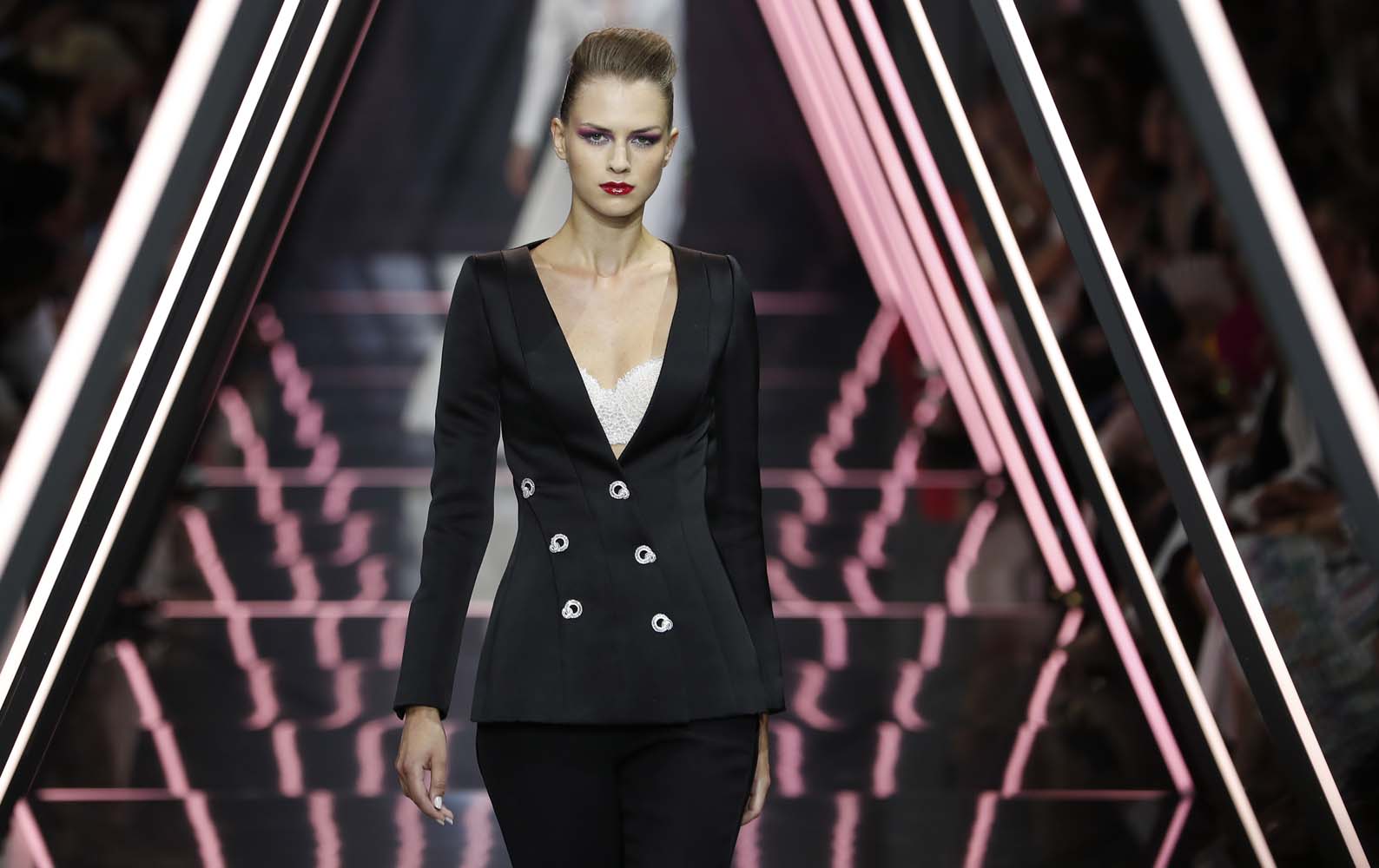 Ralph & Russo Sonbahar-Kış 2018-19 Couture