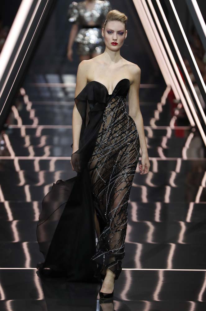 Ralph & Russo Sonbahar-Kış 2018-19 Couture