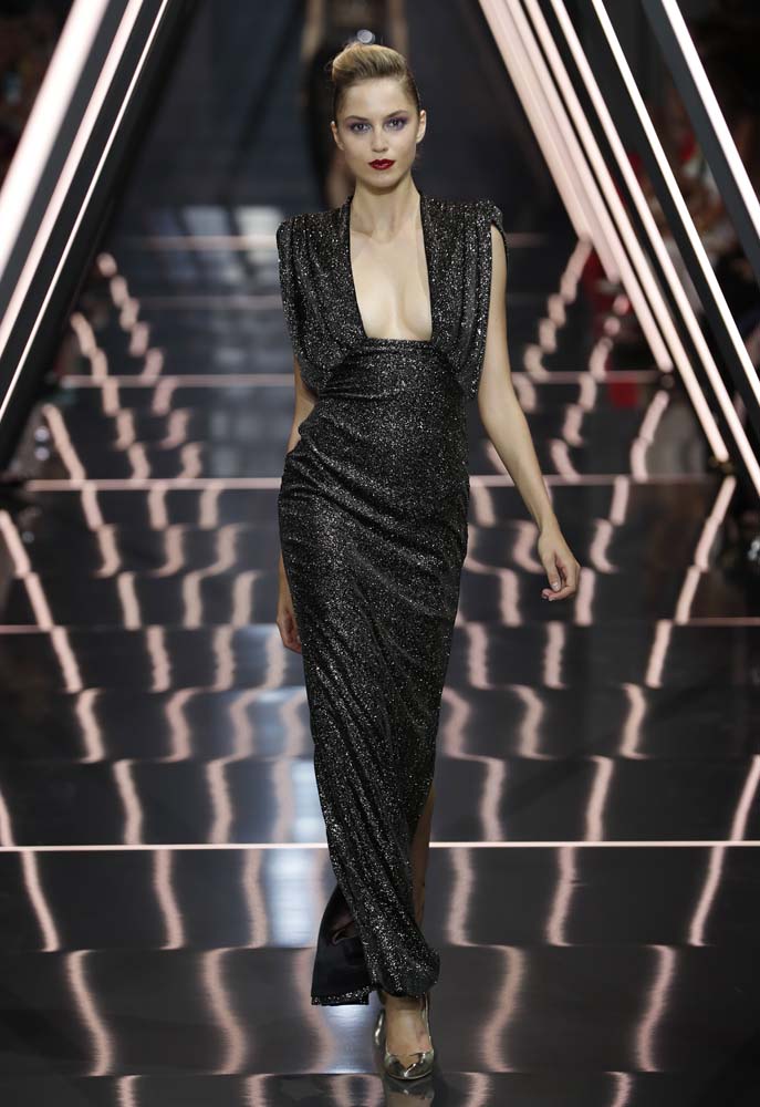 Ralph & Russo Sonbahar-Kış 2018-19 Couture