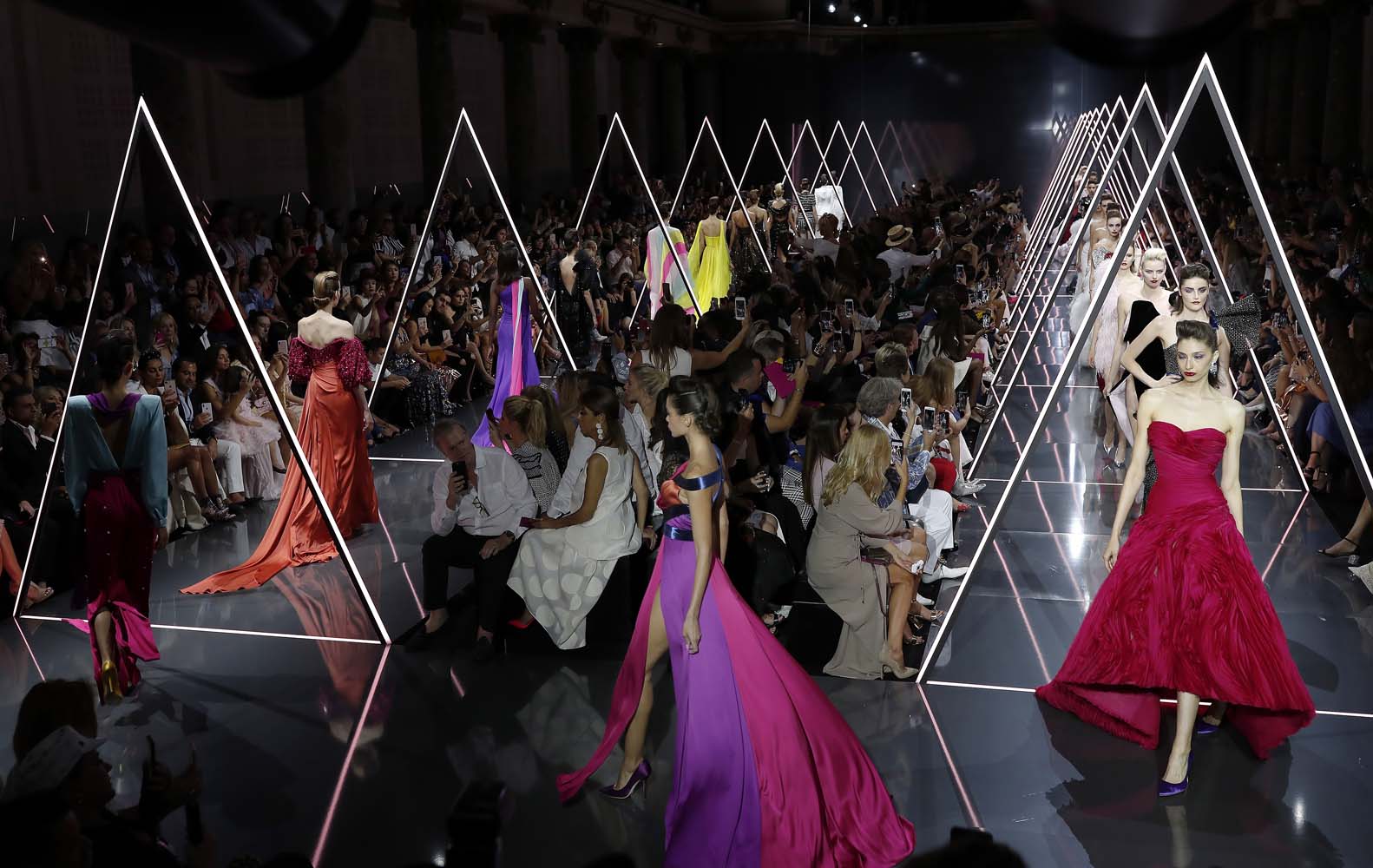 Ralph & Russo Sonbahar-Kış 2018-19 Couture