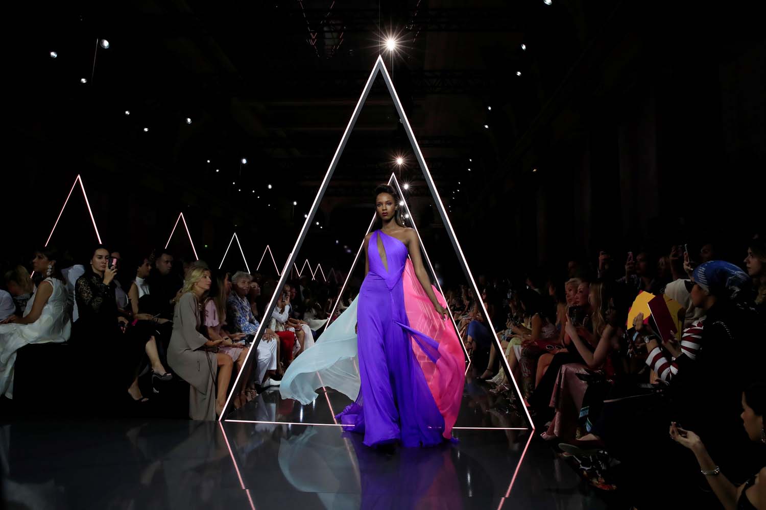 Ralph & Russo Sonbahar-Kış 2018-19 Couture