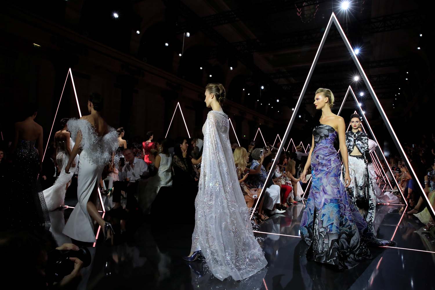 Ralph & Russo Sonbahar-Kış 2018-19 Couture