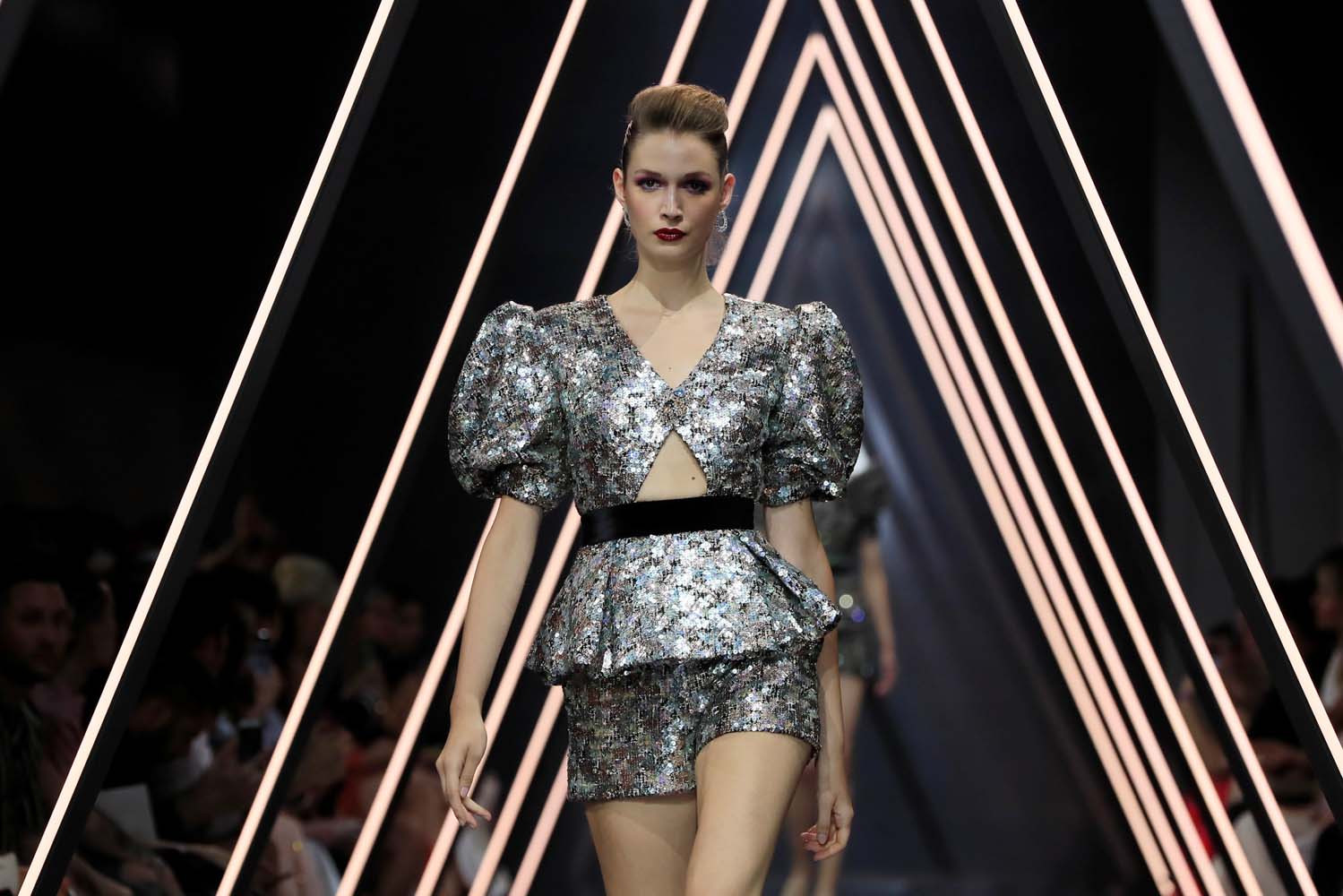 Ralph & Russo Sonbahar-Kış 2018-19 Couture