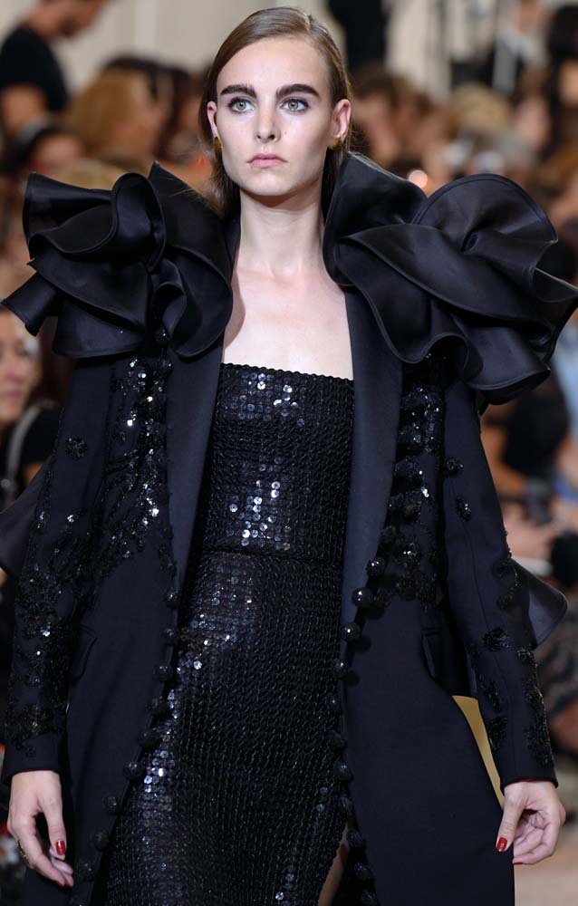 Elie Saab 2018-19 Sonbahar-Kış Couture