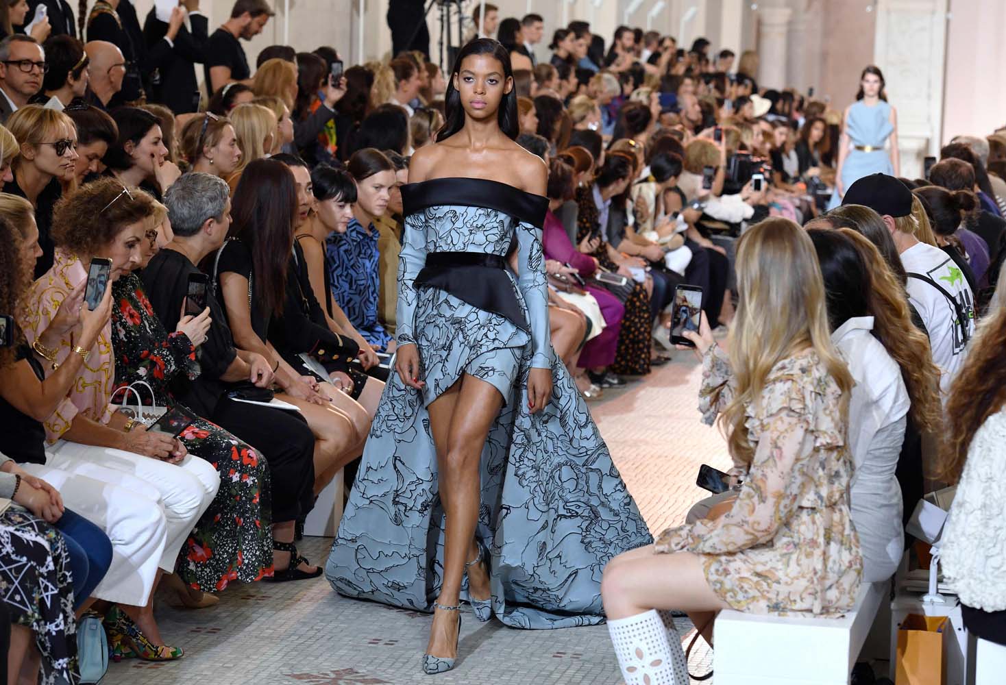 Elie Saab 2018-19 Sonbahar-Kış Couture