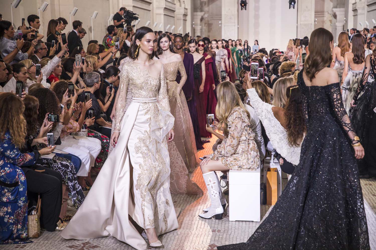 Elie Saab 2018-19 Sonbahar-Kış Couture