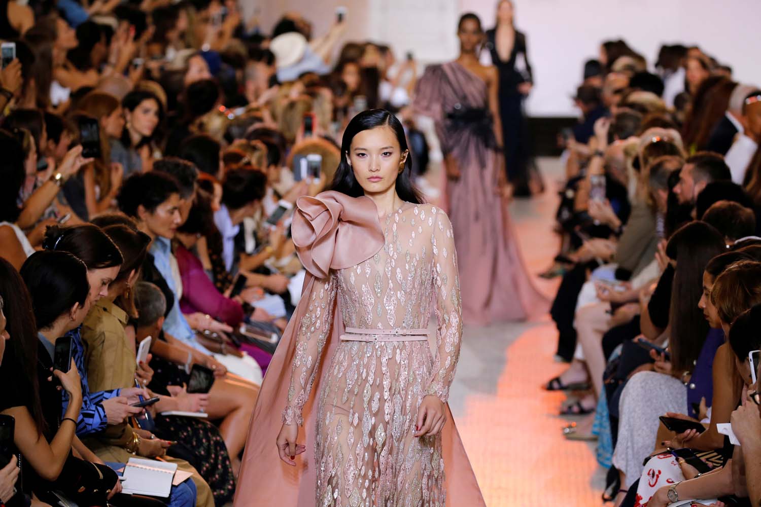 Elie Saab 2018-19 Sonbahar-Kış Couture