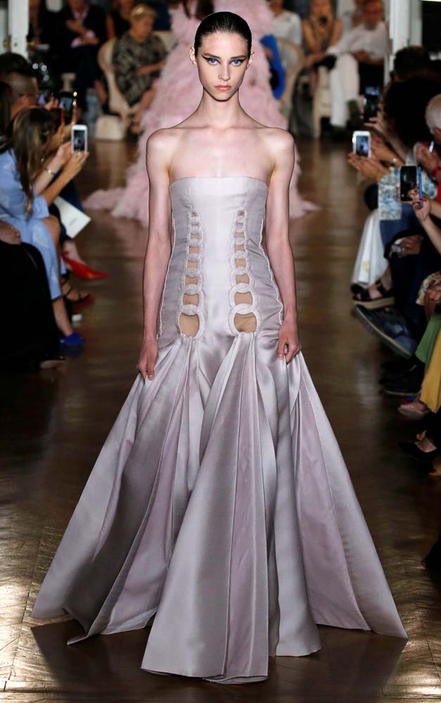 Valentino Sonbahar/Kış 2018-19 Couture