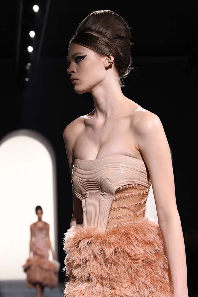 Fendi 2018-19 Sonbahar/Kış Couture