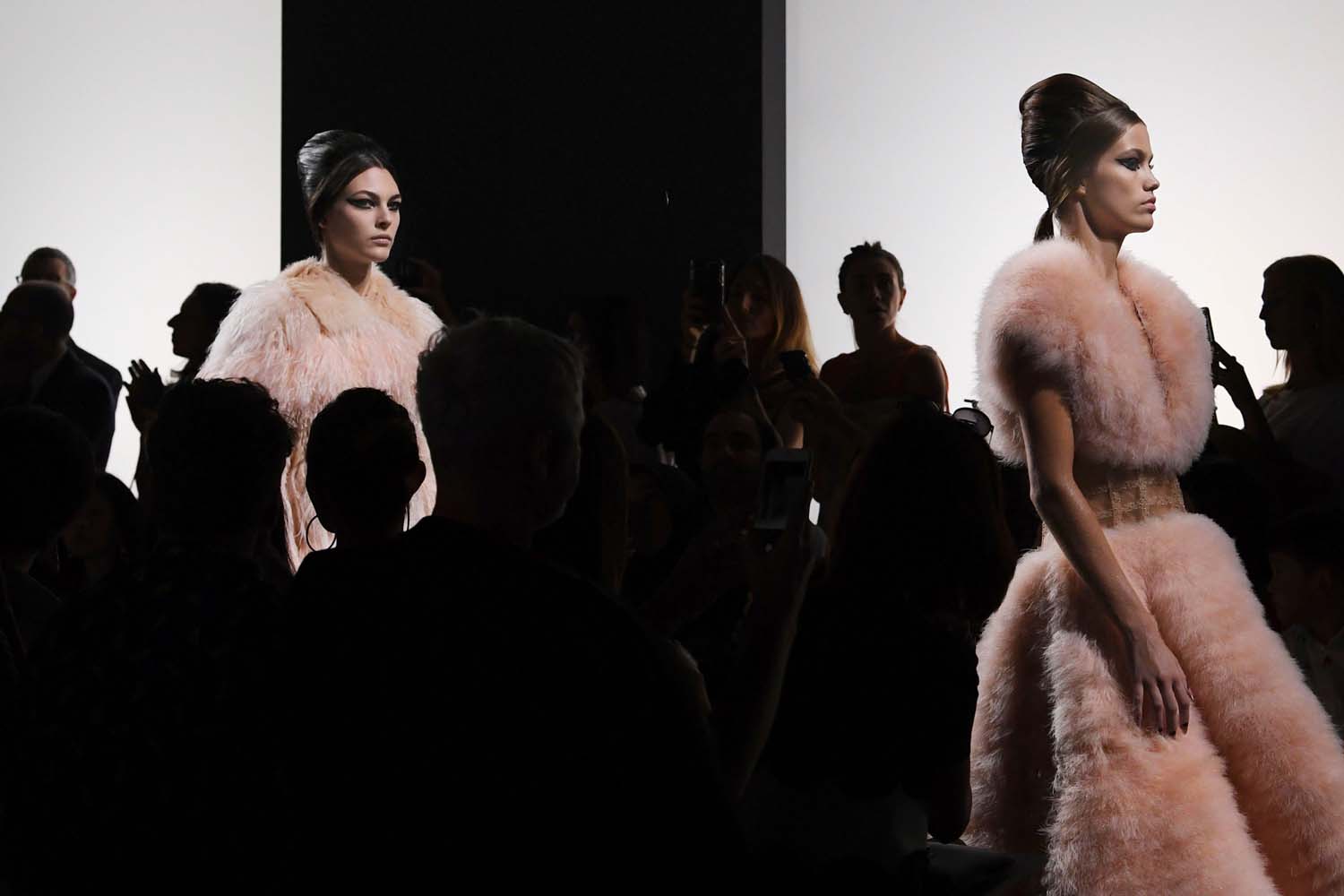 Fendi 2018-19 Sonbahar/Kış Couture