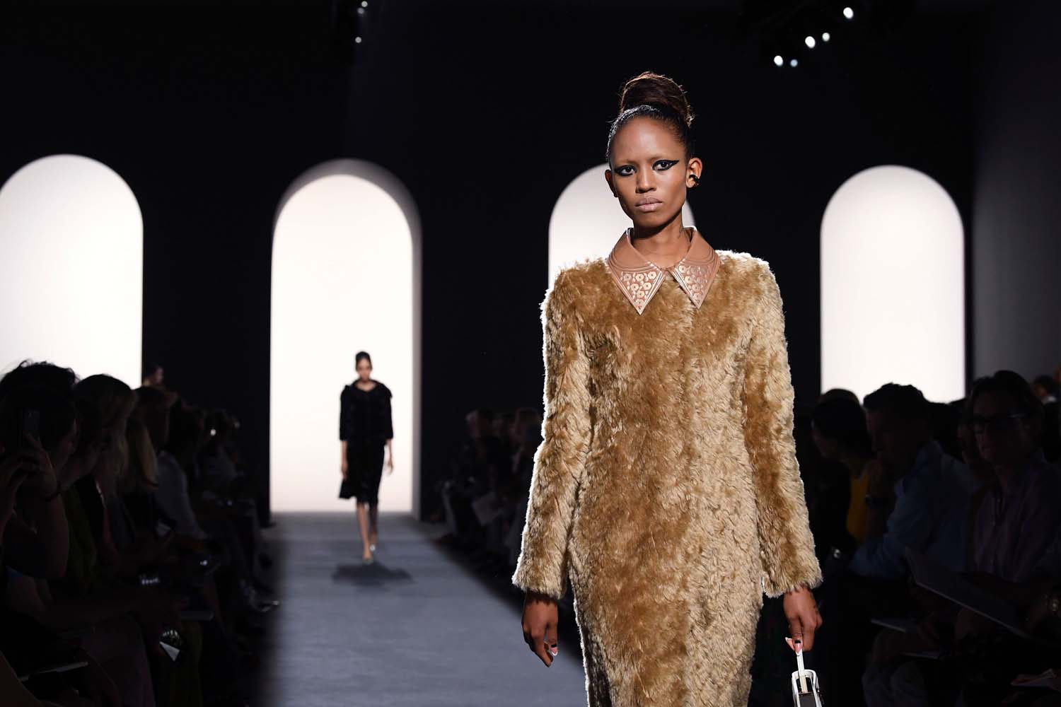 Fendi 2018-19 Sonbahar/Kış Couture