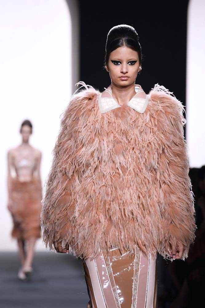 Fendi 2018-19 Sonbahar/Kış Couture