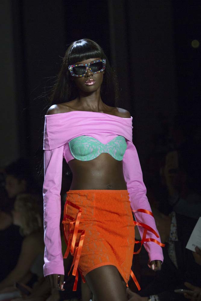 Jeremy Scott 2019 İlkbahar/Yaz koleksiyonu