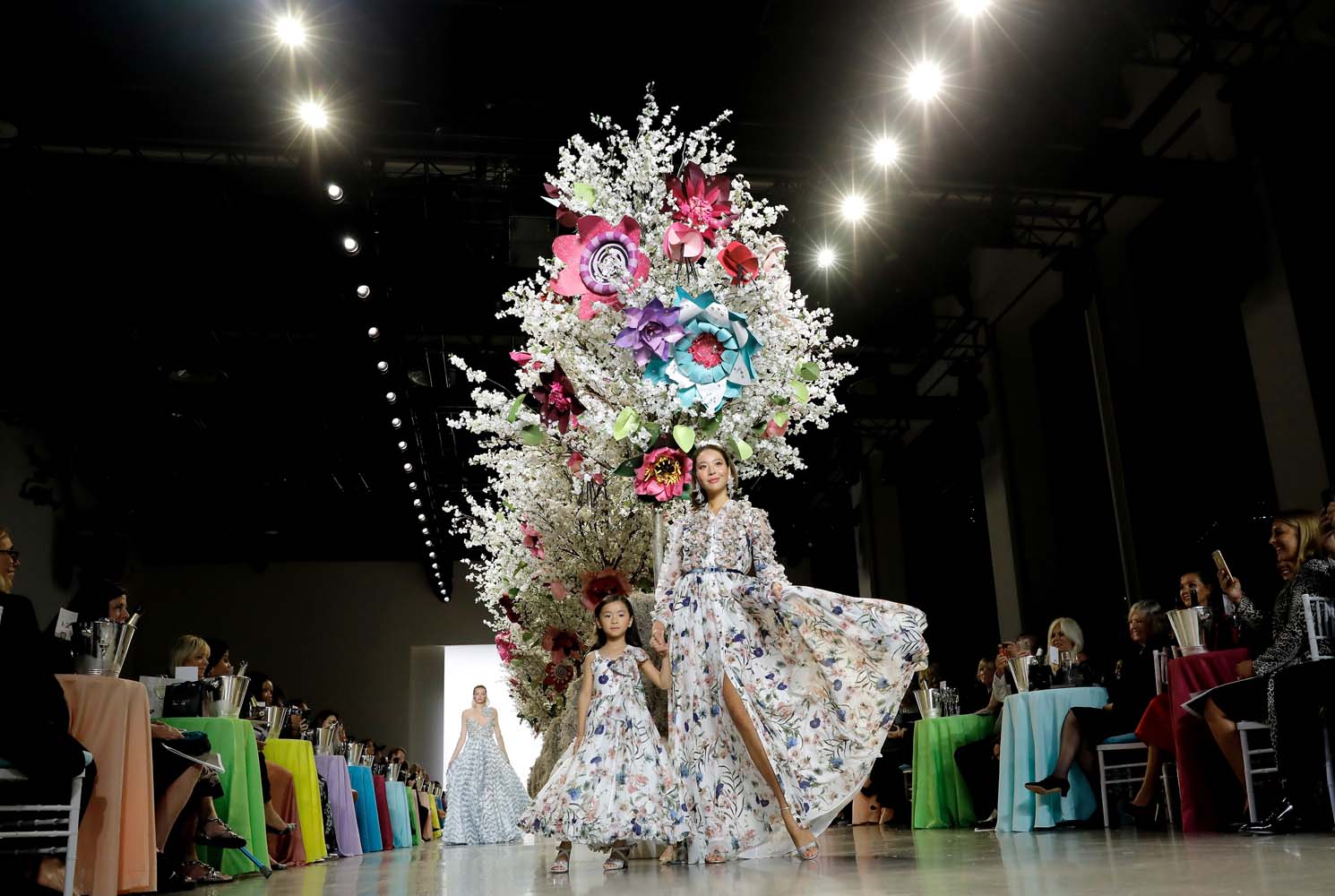 Badgley Mischka 2019 İlkbahar