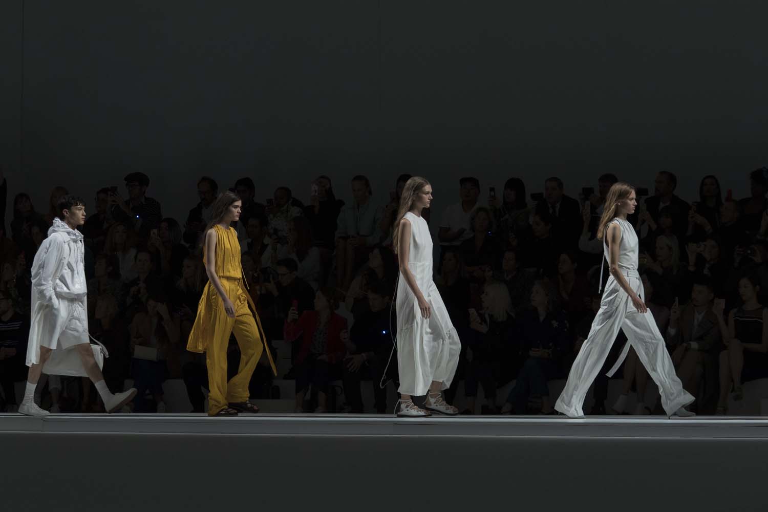 Hugo Boss İlkbahar 2019 koleksiyonu