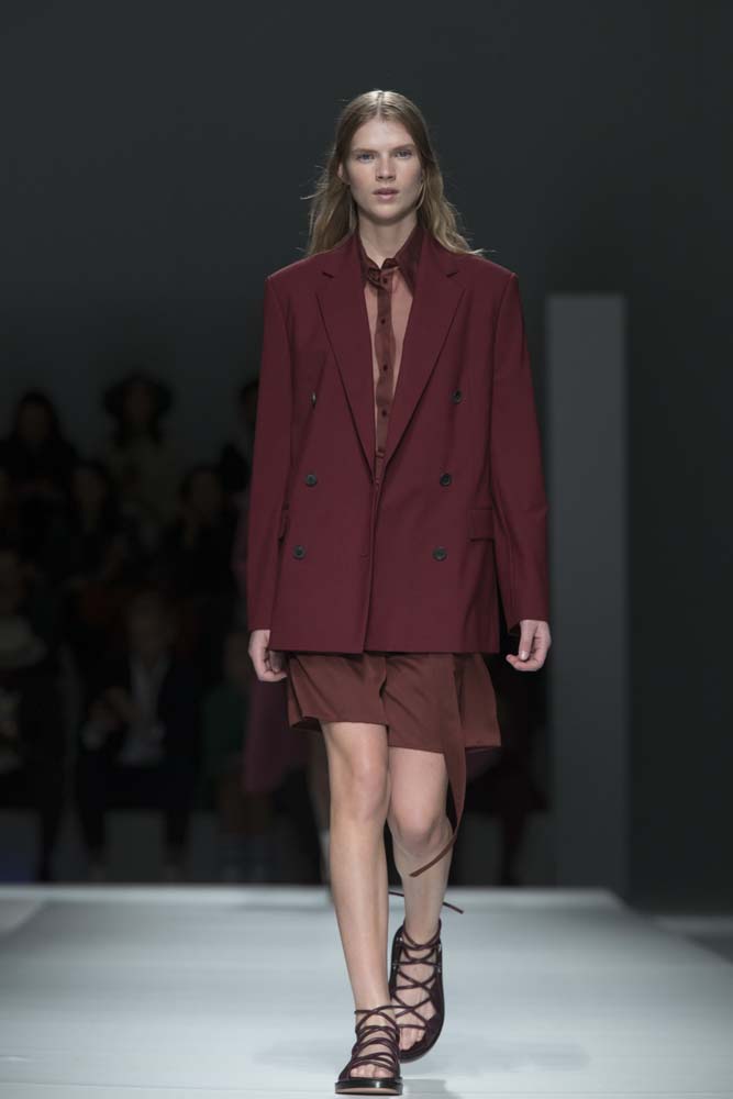 Hugo Boss İlkbahar 2019 koleksiyonu