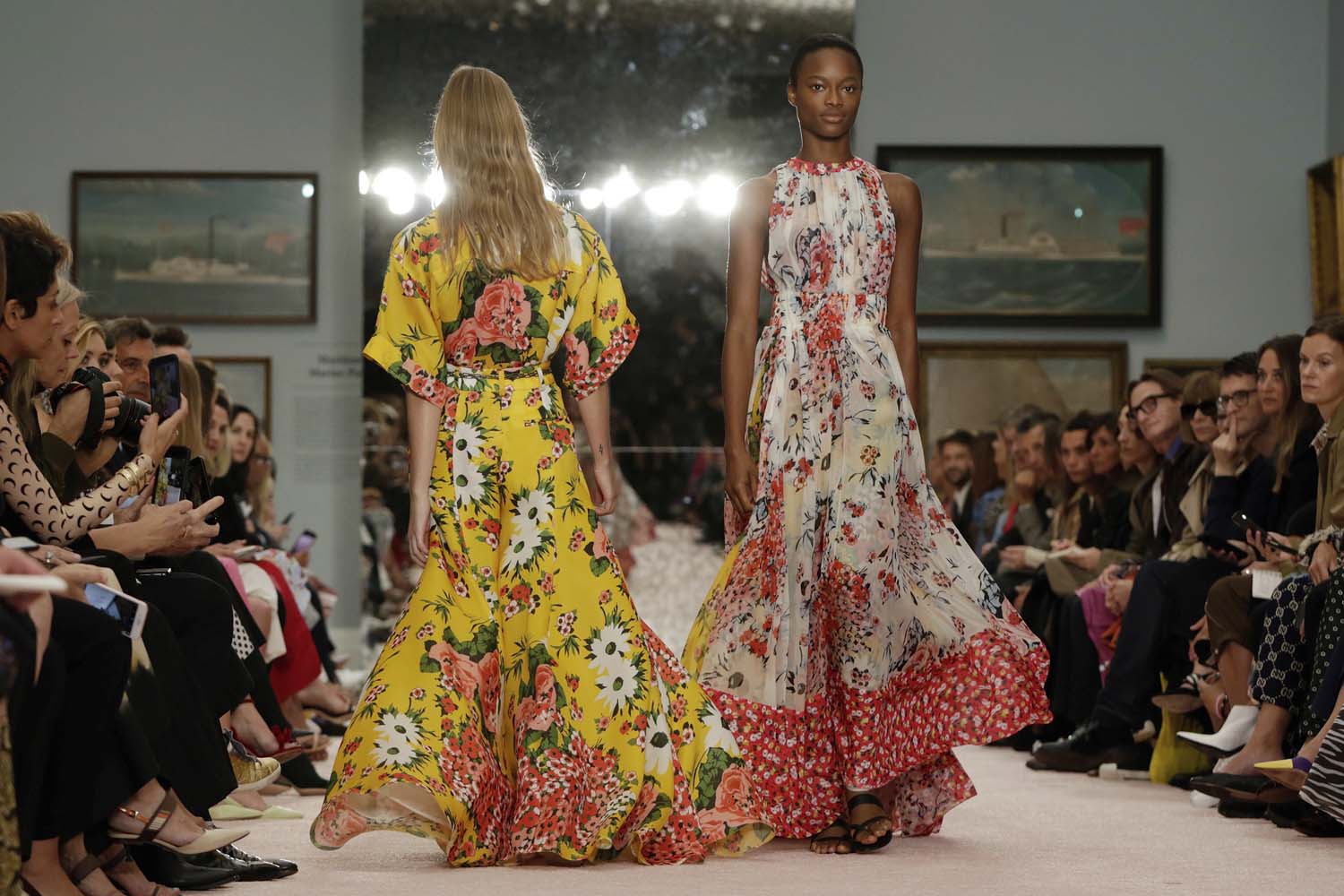 Carolina Herrera 2019 İlkbahar/Yaz defilesi