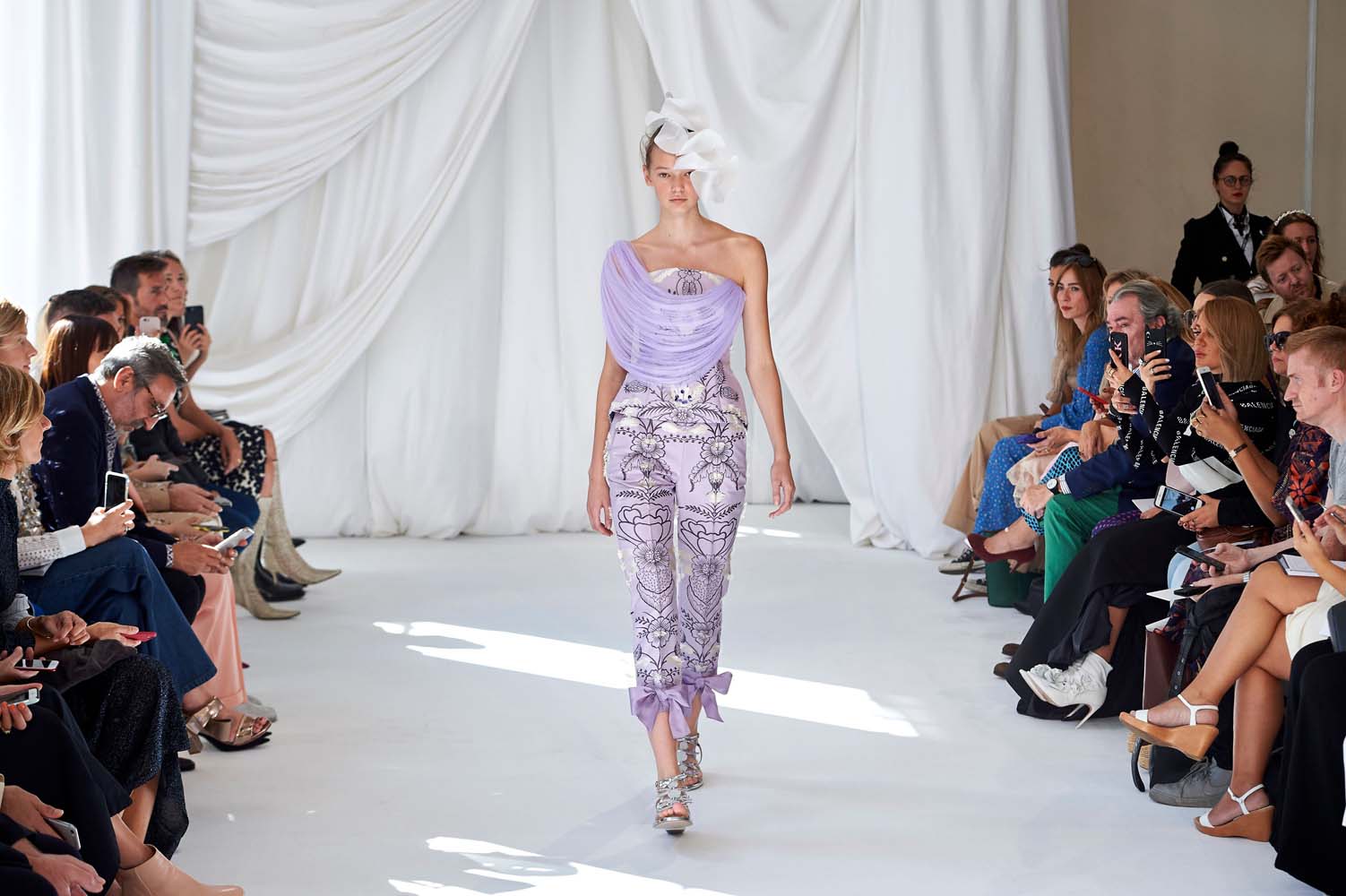 Delpozo 2019 İlkbahar/Yaz defilesi