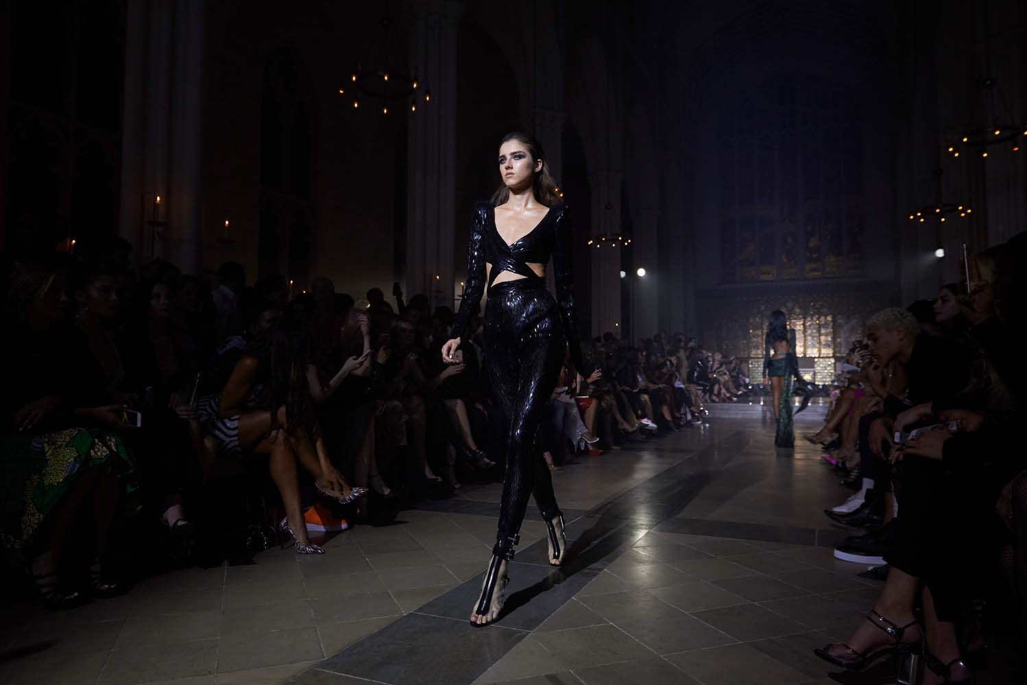 Julien Mcdonald 2019 İlkbahar/Yaz