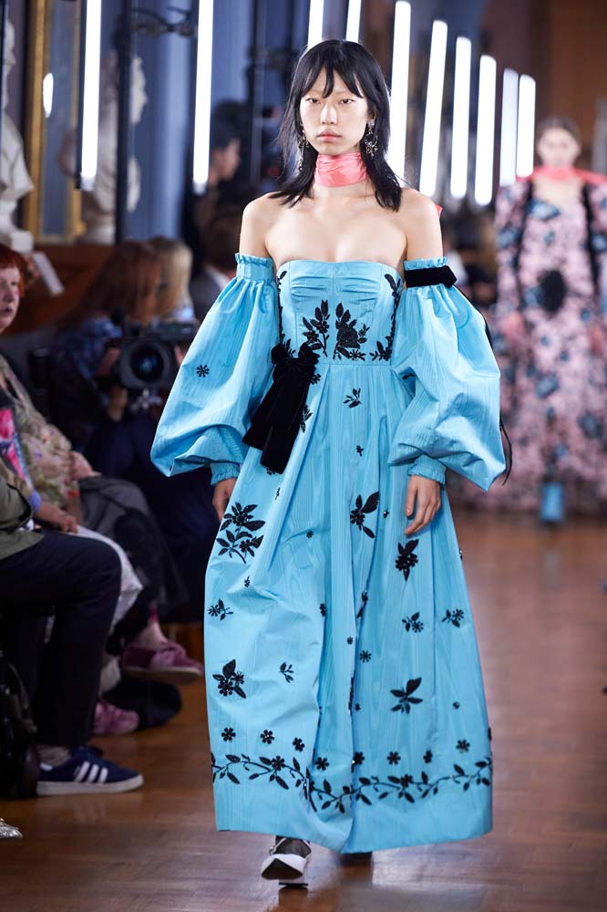 Erdem İlkbahar/Yaz 2019 defilesi