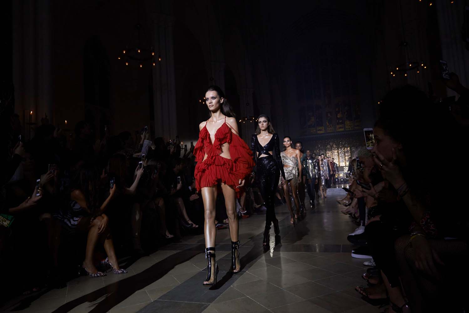 Julien Mcdonald 2019 İlkbahar/Yaz