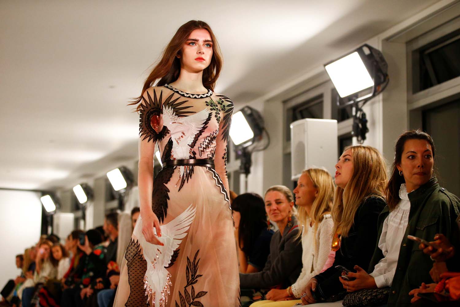 Temperley London 2019 İlkbahar/Yaz defilesi