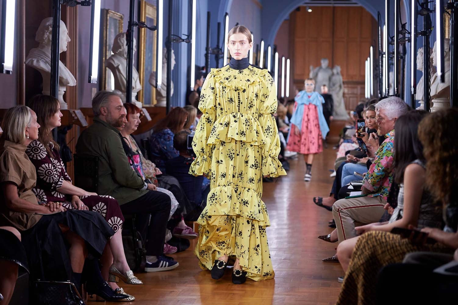 Erdem İlkbahar/Yaz 2019 defilesi