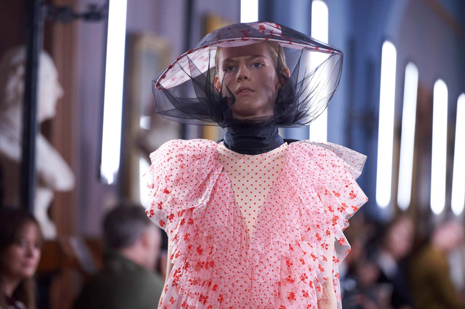 Erdem İlkbahar/Yaz 2019 defilesi