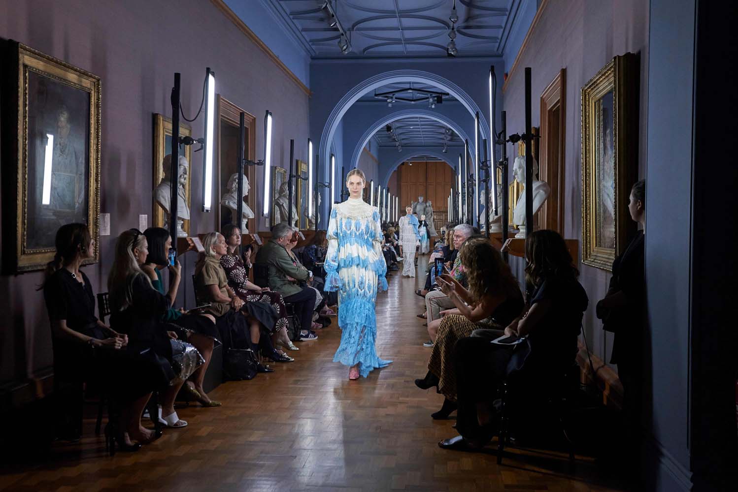 Erdem İlkbahar/Yaz 2019 defilesi