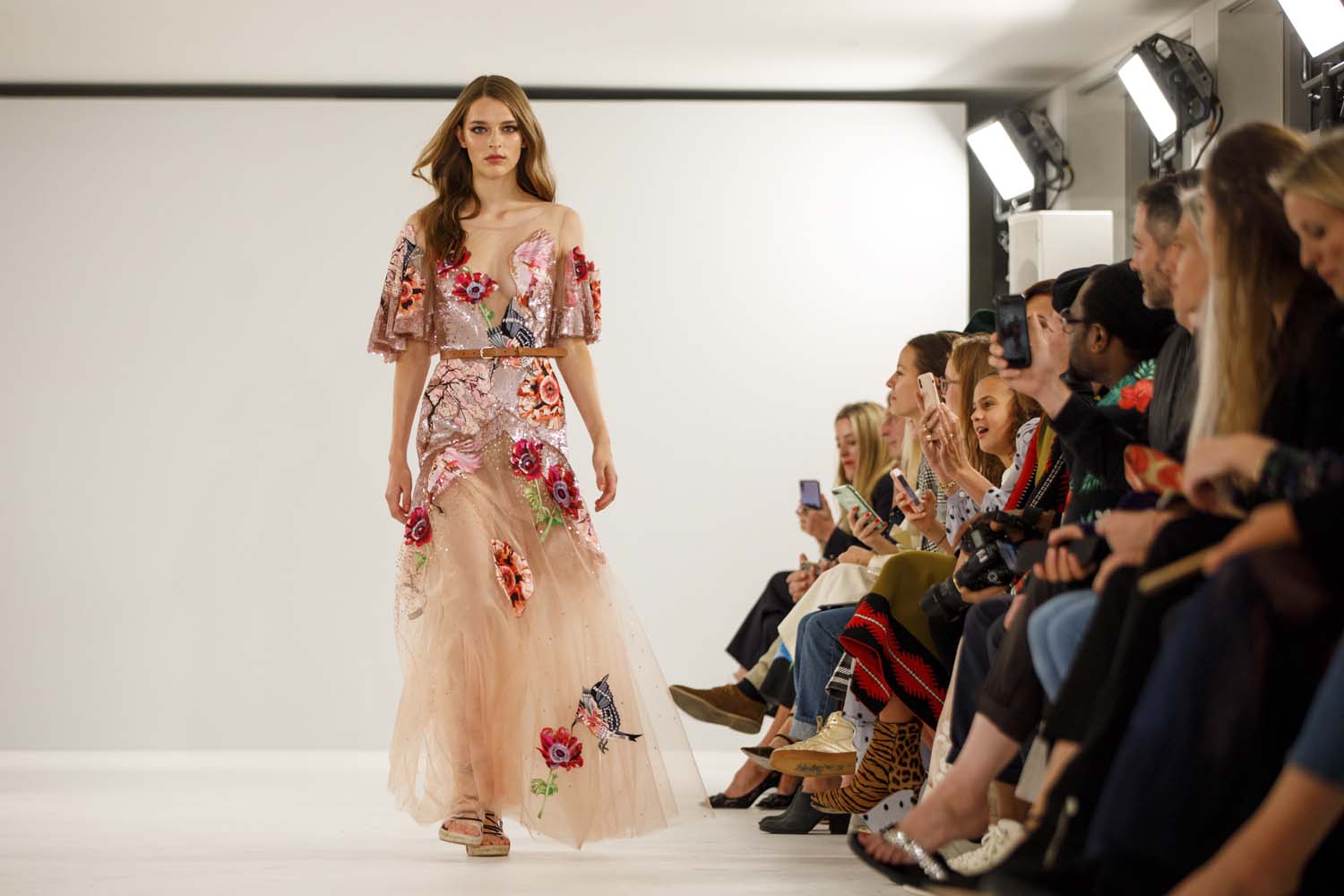 Temperley London 2019 İlkbahar/Yaz defilesi