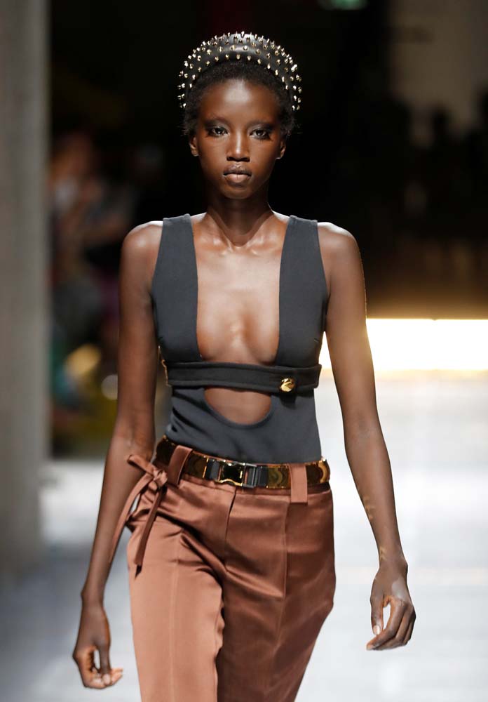 Prada 2019 İlkbahar/Yaz koleksiyonu