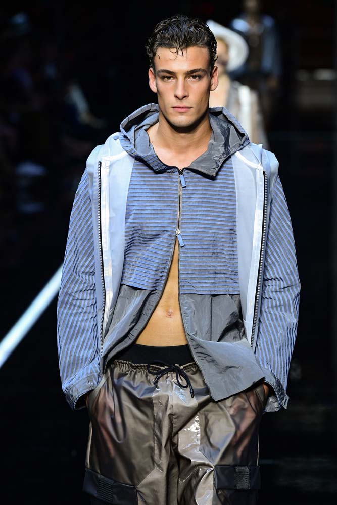 Emporio Armani 2019 İlkbahar/Yaz