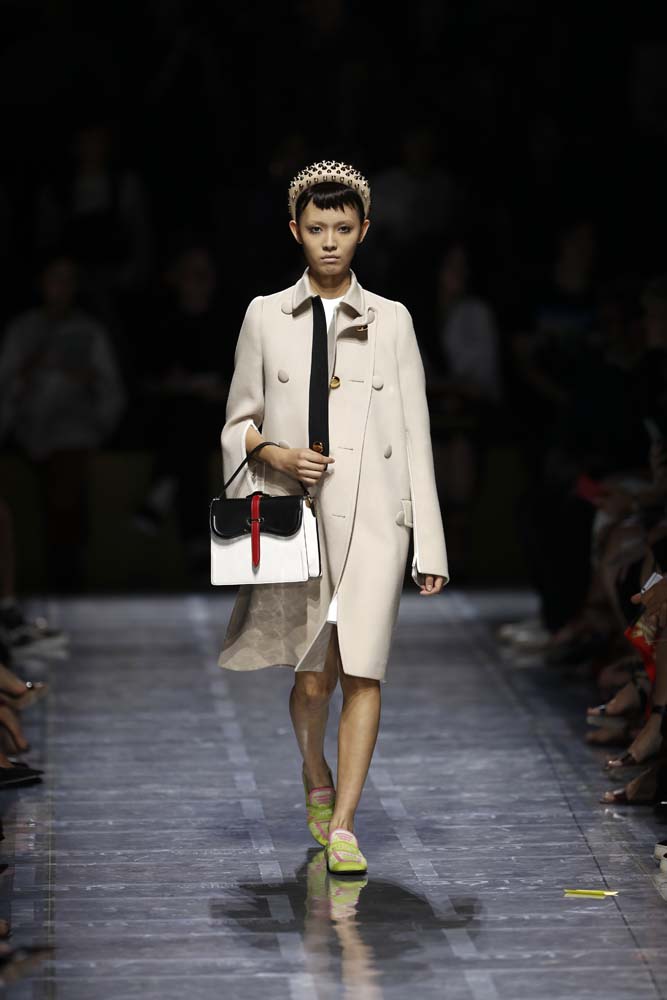 Prada 2019 İlkbahar/Yaz koleksiyonu
