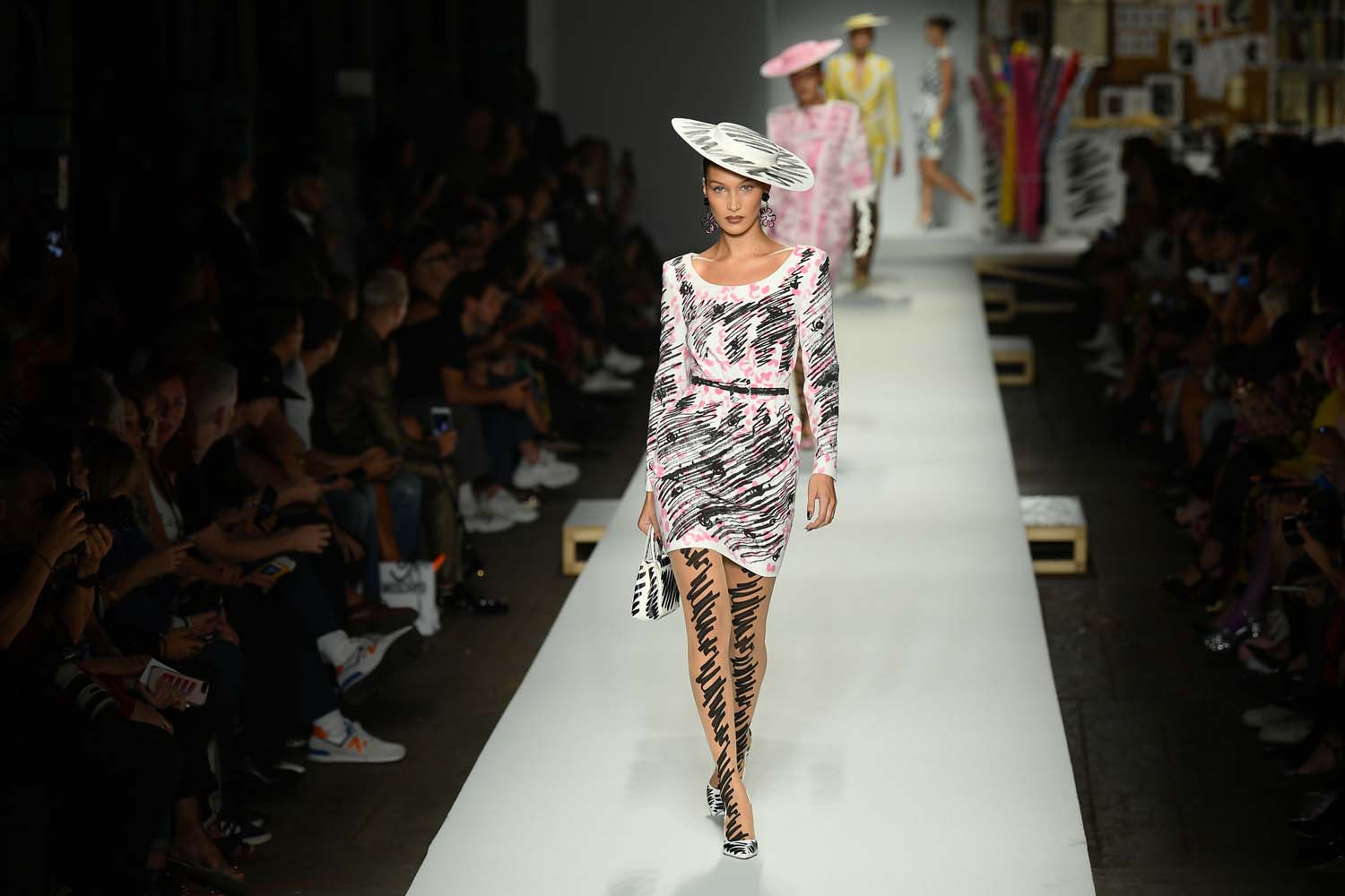 Moschino İlkbahar/Yaz 2019 şovu