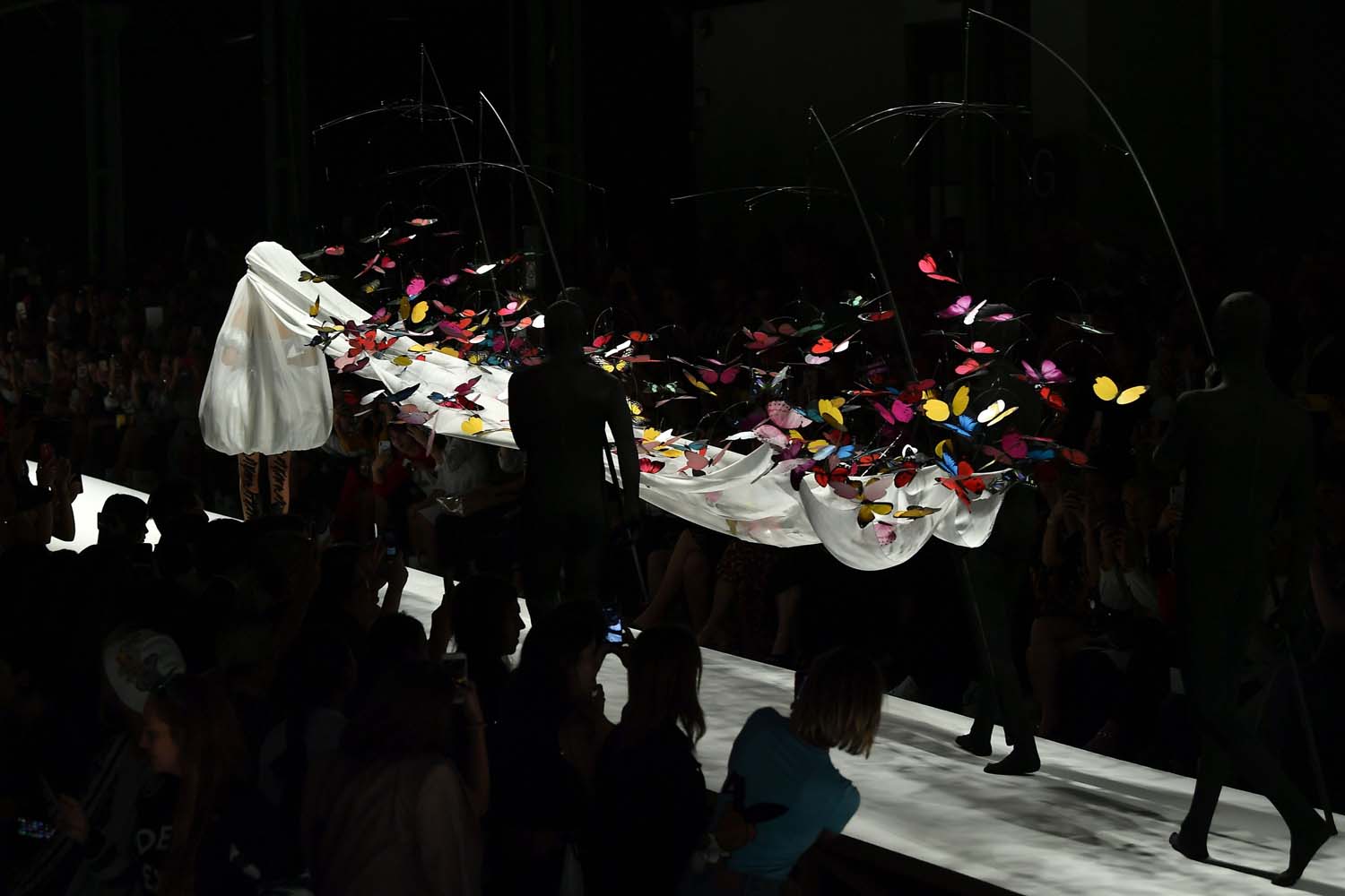 Moschino İlkbahar/Yaz 2019 şovu