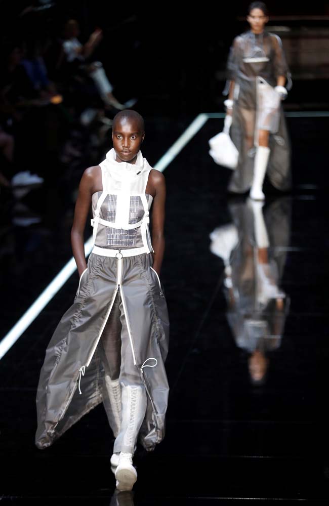 Emporio Armani 2019 İlkbahar/Yaz