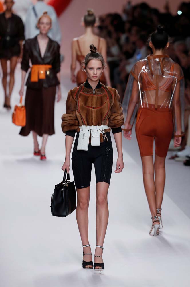 Fendi İlkbahar/Yaz 2019 defilesi