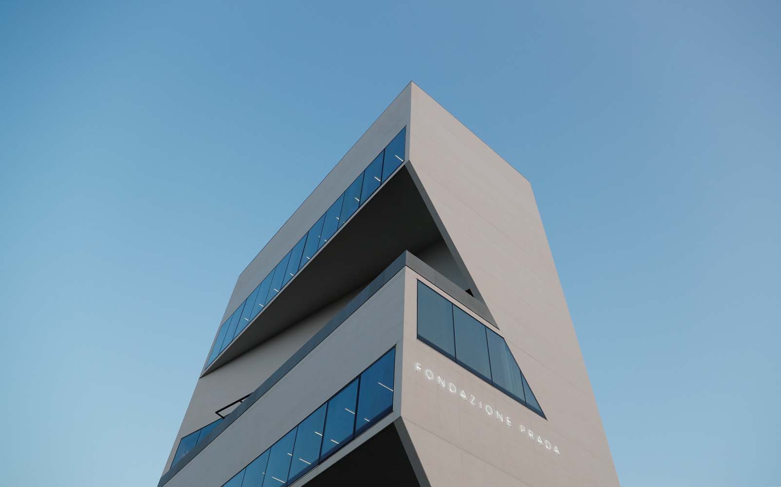 Prada 2019 İlkbahar/Yaz koleksiyonu