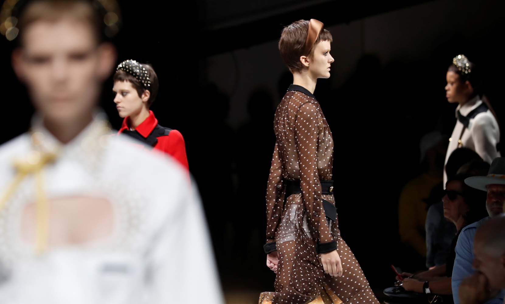 Prada 2019 İlkbahar/Yaz koleksiyonu