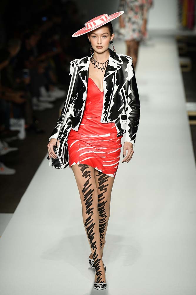 Moschino İlkbahar/Yaz 2019 şovu