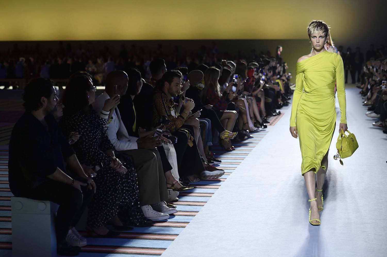 Versace İlkbahar/Yaz 2019 koleksiyonu