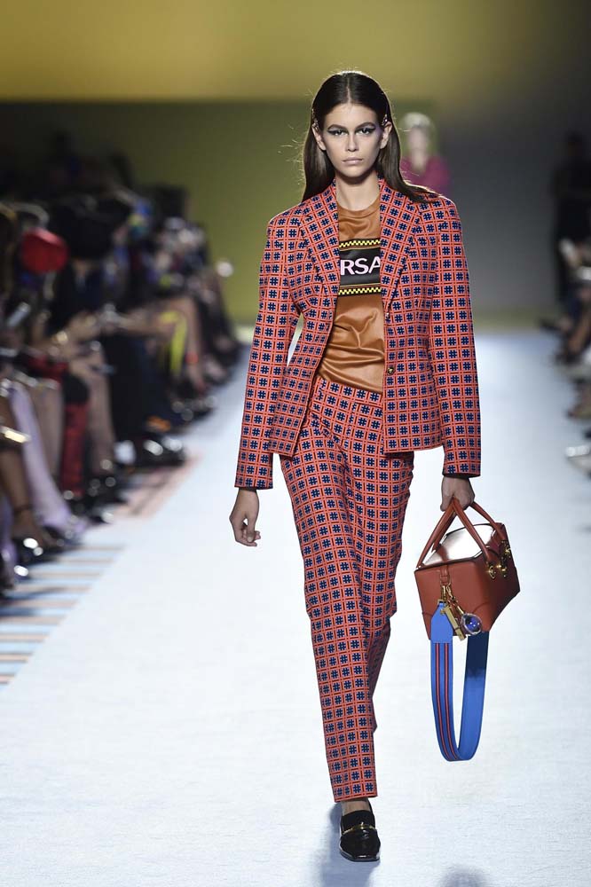 Versace İlkbahar/Yaz 2019 koleksiyonu