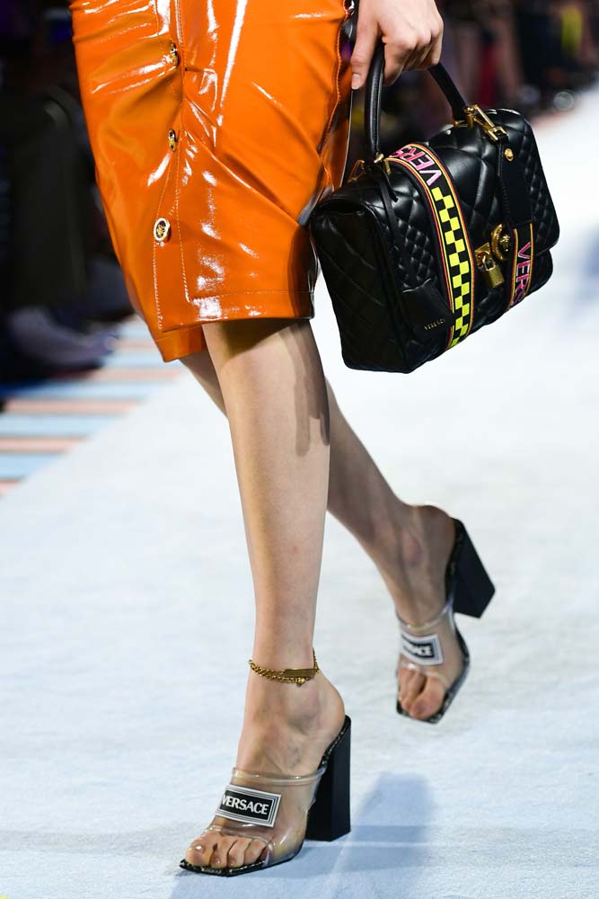 Versace İlkbahar/Yaz 2019 koleksiyonu