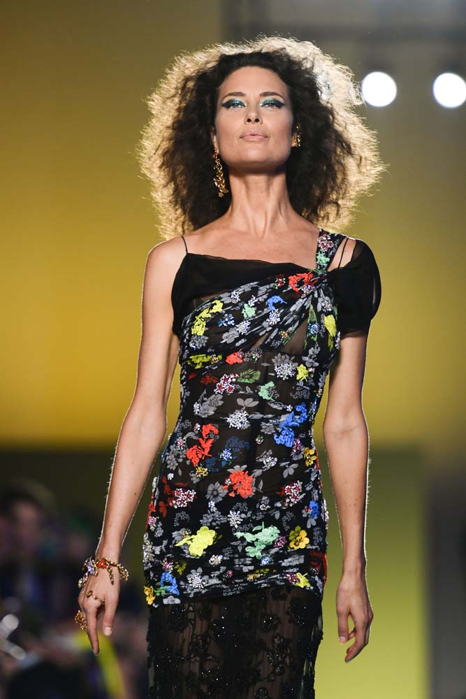 Versace İlkbahar/Yaz 2019 koleksiyonu