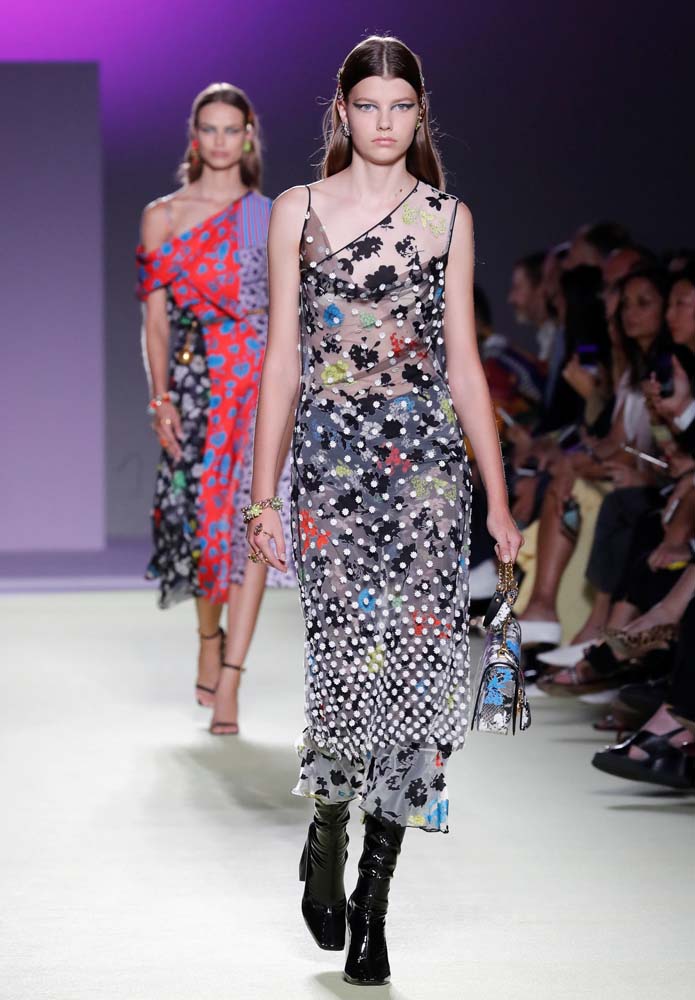Versace İlkbahar/Yaz 2019 koleksiyonu