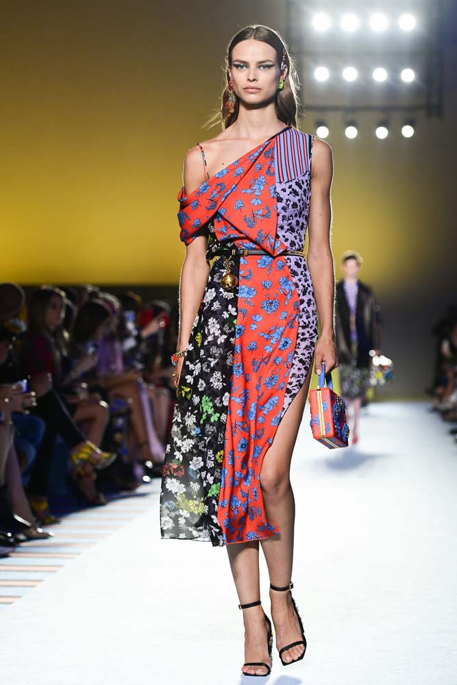 Versace İlkbahar/Yaz 2019 koleksiyonu