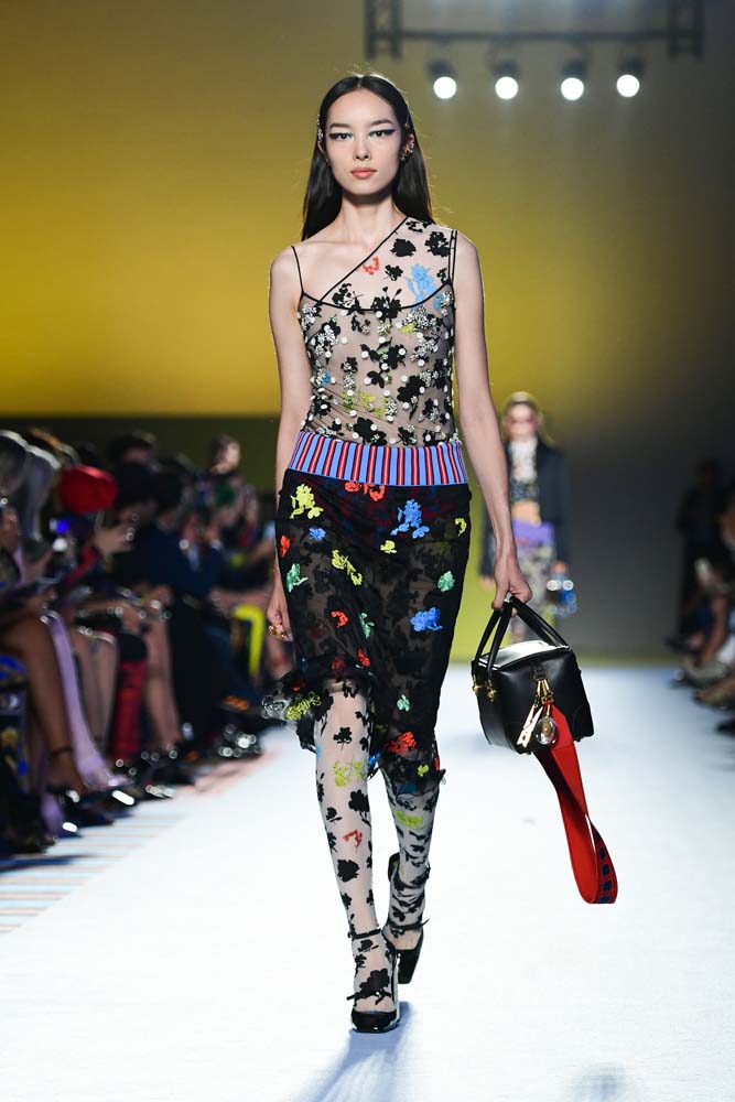 Versace İlkbahar/Yaz 2019 koleksiyonu