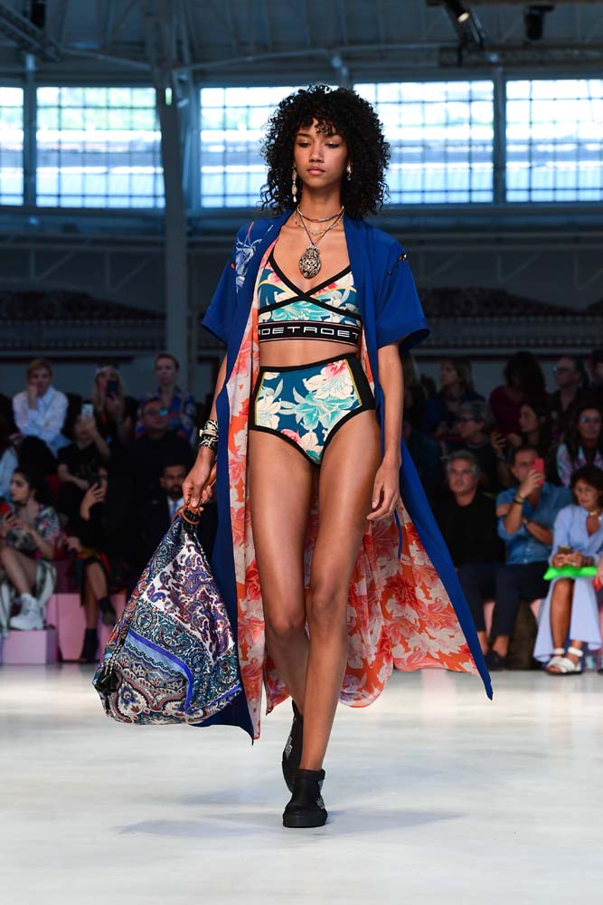 Etro İlkbahar/Yaz 2019 defilesi