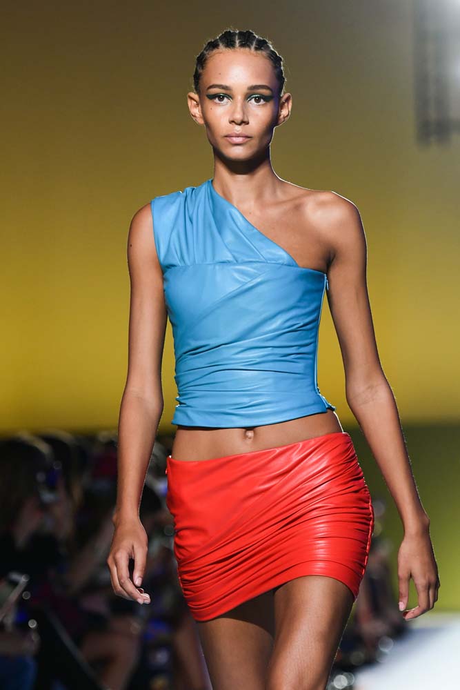 Versace İlkbahar/Yaz 2019 koleksiyonu