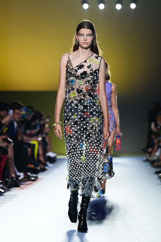 Versace İlkbahar/Yaz 2019 koleksiyonu